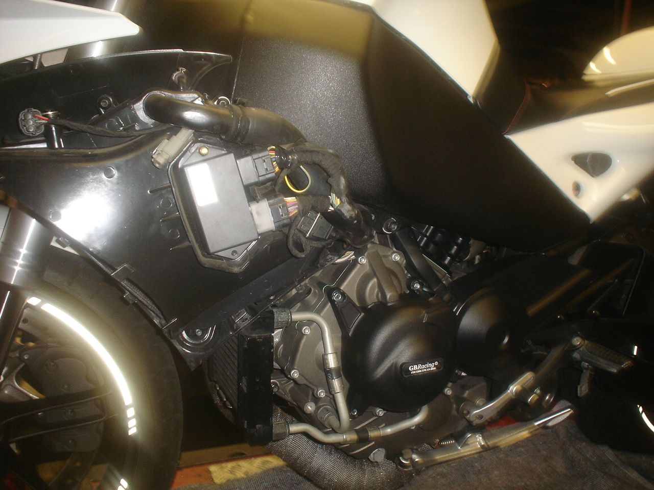 foto van Twin Motorcycles Buell Support forever.