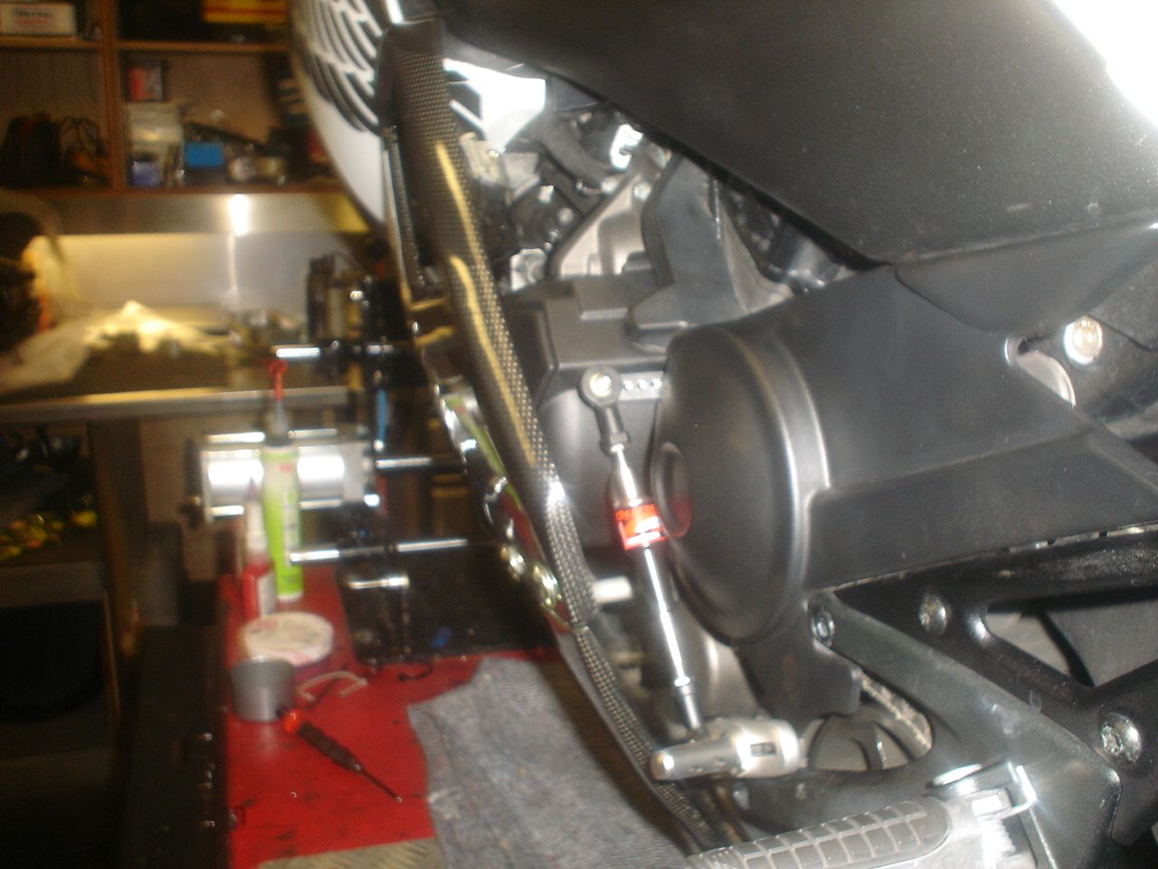 foto van Twin Motorcycles Buell Support forever.